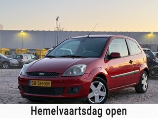 Ford Fiesta 1.3-8V Futura/ LAAG KM/ VELGEN