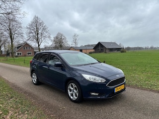Ford Focus Wagon 1.5 TDCI | Navigatie | Achteruitrijcamera | Trekhaak |