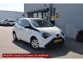 Toyota Aygo 1.0 VVT-i x-fun 1e Eigenaar | Dealer Onderh | BTW | NAP | Airco | Bluetooth | Elek Ramen | LED | Start/Stop | Hill-Hold