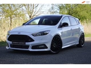 Ford Focus 2.0 ST-3 250pk, Leder, Recaro, ST schroefset, 19"