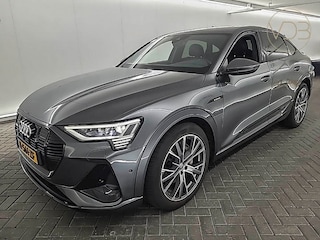 Audi E-tron 55 quattro S-Line 95 kWh Panorama 360gr Camera 1e Eigenaar