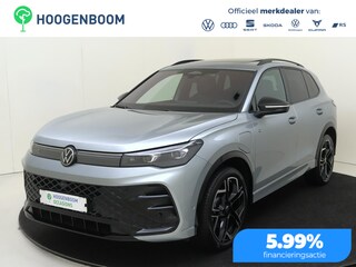 Volkswagen Tiguan 1.5 eHybrid R-Line Edition | SoH 100% | Panoramadak | Trekhaak | Black Style | 360 camera | Stoelventilatie | Lederen bekleding | Harman Kardon | Matrix LED |