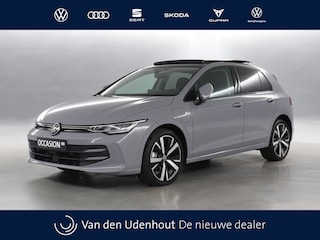 Volkswagen Golf 1.5 eHybrid Life Ed. | Panorama | Stoel/Stuurverw. | Memory | 18"