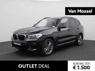 BMW X3 xDrive30e High Executive | M-PAKKET | ACHTERUITRIJCAMERA | STOELVERWARMING | ELEKTRISCHE ACHTERKLEP | COGNAC LEDEREN BEKLEDING | NAVIGATIE | APPLE CARPLAY | CLIMATE CONTROL | PARKEERSENSOREN | SFEERVERLICHTING |