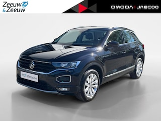 Volkswagen T-Roc 1.5 TSI Sport Business R | Adaptieve Cruise Control | Stoel- en stuurwielverwarming | Parkeercamera