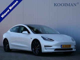Tesla Model 3 Performance AWD 75 kWh 462 Pk Automaat Navigatie / Camera's / Leer / Pano-dak / 20 inch / SOH 90,5 %
