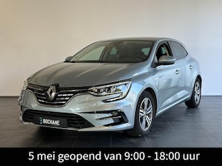 Renault Mégane 1.3 TCe 140 Intens EDC AUTOMAAT | TREKHAAK | PARKEERSENSOREN VOOR-/ACHTER | STOEL-/STUURVERWARMING | NAVIGATIE