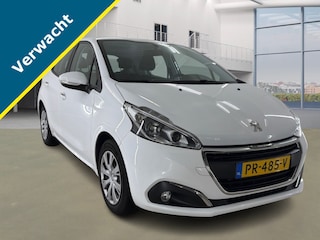 Peugeot 208 VERWACHT! 1.2 PT BLUE LION 5-DRS. (70.700 KM!)