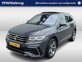 Volkswagen Tiguan 1.5 TSI R-Line / AUTOMAAT/ PANODAK/ DIGITAL DASH/ CRUISE/ APP-CONNECT/ CLIMATE/ STOELVERWARMING/ PARK. SENSOREN/ 19" LMV