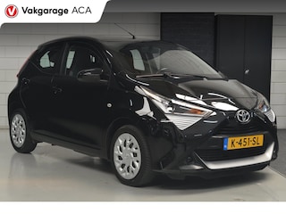 Toyota Aygo 1.0 VVT-i x-play // 39.000 km // AIRCO // CAMERA // CARPLAY //