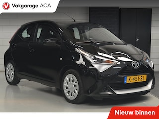 Toyota Aygo 1.0 VVT-i x-play // 39.000 km // AIRCO // CAMERA // CARPLAY //