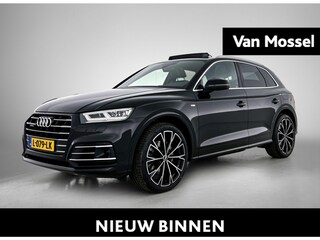 Audi Q5 55 TFSI e quattro Competition 367 PK | S-line | Automaat | Panoramadak | Camera | Navigatie | Trekhaak | Stoelverwarming | Luchtvering | Lichtmetalen velgen 21 inch |