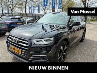 Audi Q5 55 TFSI e quattro Competition 367 PK | S-line | Automaat | Panoramadak | Camera | Navigatie | Trekhaak | Stoelverwarming | Luchtvering | Lichtmetalen velgen 21 inch |