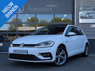 Volkswagen Golf 1.5 TSI Highline R-Line Pano Navi Camera