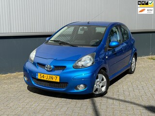 Toyota Aygo 1.0-12V Dynamic Blue Carplay Pdc Airco Elektrische Ramen Nieuwe Apk