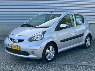Toyota Aygo 1.0-12V Sport [ 1e eig.dealer oh, 5drs ]