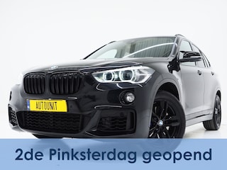 BMW X1 sDrive20i M Sport Full Black | HUD | Trekhaak | Sfeerlicht | Donkere Hemel | Stoelverwarming | Cruise | PDC | Carplay