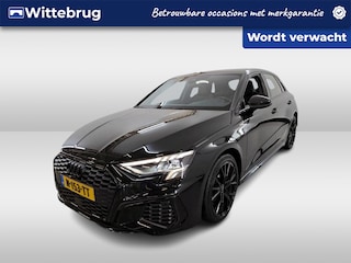Audi A3 Sportback 35 TFSI 150pk S edition | LED | Navigatie | Climate Control | Parkeersensoren Achterzijde | 18'' LMV