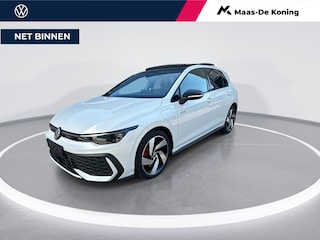 Volkswagen Golf 1.5 eHybrid 272pk DSG GTE · SOH 100% · Panoramadak · Camera · Head-Up Display · Matrix LED · Stuur- & Stoelverwarming · ACC · Apple/Android Car Play · Garantie t/m 07-05-2030 of 100.000km