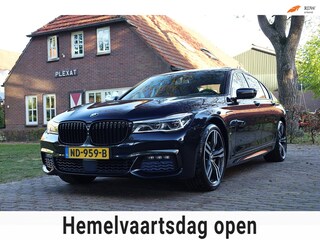 BMW 740e iPerformance High Executive Aut. | M-Pakket | Schuifdak | Driving Assistant Plus | HUD | Soft-Close | NAP |