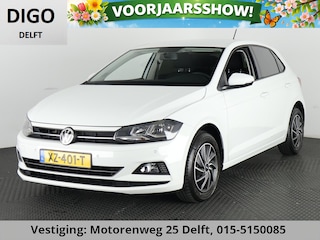 Volkswagen Polo TSI COMFORTLINE 95 PK GARANTIE TOT 2029* . NAVIGATIE . PARKEERSENSOREN VOOR  & ACHTER .