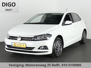 Volkswagen Polo TSI COMFORTLINE 95 PK GARANTIE TOT 2029* . NAVIGATIE . PARKEERSENSOREN VOOR  & ACHTER .