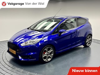 Ford Fiesta 1.6i ST2 182PK Clima-Stoelverwarming-Leder-Lm17''velgen-Elek.ramen-Elek.spiegels