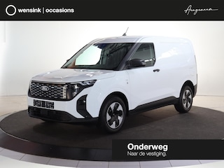 Ford Transit Courier E-Transit Trend 44 kWh PARKEERSENSOREN V+A, CARPLAY, CRUISE CONTROL, ACHTERUITRIJ CAMERA, 16'' RESERVEWIEL, LED LAADRUIMTEVERLICHTING , LAADVLOERBESCHERMING, RUBBER , TREKHAAK