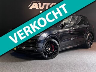 Porsche Cayenne 3.0 E-Hybrid Sport Design/Sport Chrono/Pano/Softclose/Memory/Alcantara Dak/Bose/Stuurverwarming/22"