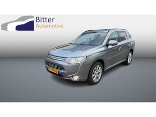Mitsubishi Outlander 2.0 PHEV instyle Schuifdak/Volledig Onderhouden.