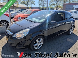 Opel Corsa 1.4-16V airco navigatie