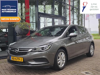 Opel Astra 1.0 Online Edition | Navigatie via Apple Carplay | Afn. Trekhaak | Airco | Parkeersensoren | Cruise Control