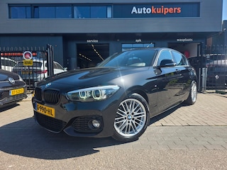 BMW 118i Edition M Sport Shadow High Executive | Met o.a. navigatie, stoelverwarming, climate control en cruise control!