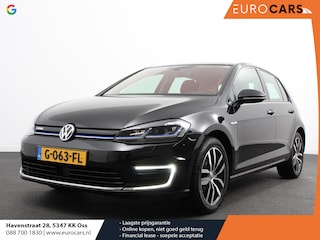 Volkswagen Golf Edition Digitale Cockpit Navigatie Apple Caplay/Android Auto Climate control Cruise control Parkeer sensoren Dab Led Lichtmetalen velgen Stoelverwarming Keyless start Bluetooth