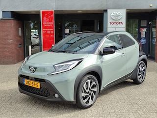 Toyota Aygo PULSE BI-TONE LED APPLE/ANDROID CLIMA CAMERA 17'' LM-VELGEN PRIVACY GLASS AD-CRUISE NL-AUTO 1E-EIGENAAR