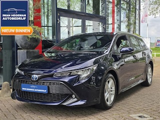Toyota Corolla Touring Sports 1.8 Hybrid Active | Navigatie | Stoelverwarming | Adapt. Cruise Control | Parkeersensoren + Camera | Licht metalen velgen