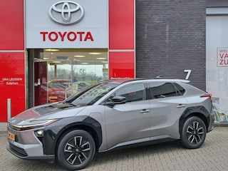 Toyota bZ4X EXECUTIVE 73KWH MODEL 2026! STOEL/STUURWIELVERWARMING 360 CAMERA GEHEUGEN ELEK. BEST. STOEL DRAADLOOS-LADEN APPLE/ANDROID