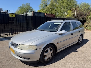 Opel Vectra Wagon 1.6-16V Business Edition Climatronic
