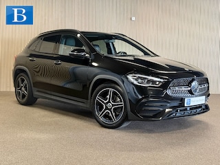 Mercedes-Benz GLA 180 AMG STYLING-PANODAK-MEMORY-NIGHT-MULTIBEAM-WIDESCREEN-COMPLEET