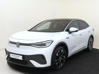 Volkswagen ID.5 Pro Advantage 77 kWh | SoH 91% | Matrix LED | Adaptieve cruise control | Parkeerassistent | Keyless | Navigatie | Elektrische Stoelen met massage | Sfeerverlichting |
