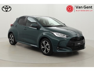 Toyota Yaris 1.5 Hybrid 115 Dynamic | €3.000,- Korting | Apple Carplay / Android Auto | Dodehoek detectie | Parkeersensoren voor/achter | Stoel-/stuurverwarming | Adaptive Cruise | Clima | Keyless | Camera | 16 inch