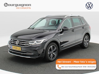 Volkswagen Tiguan 1.5 TSi 150 Pk Automaat Elegance | Trekhaak | Panorama dak | Adaptive Cruise | Camera | Stoelverwarming | Matrix-Led | CarPlay | 18 Inch | 71.631 Km !!