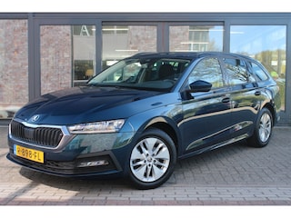 Skoda Octavia Combi 1.0 TSI Business Edition | Trekhaak | Keyless | Cruise | Lane Assist | Carplay |