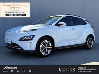 Hyundai Kona EV Fashion 64 kWh / SOH 100% / Fabrieksgarantie t/m 3-2028 / Apple Carplay/Android Auto / Warmtepomp / Navigatie /