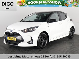 Toyota Yaris 1.5 HYBRIDE BI-TONE SPORTS GARANTIE 6-2031 . ADAPTIEVE CRUISE CONTROL . DEALER ONDERHOUDEN . ACHTERUITRIJ CAMERA .