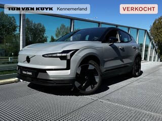 Volvo EX30 Single Motor Extended Range Plus 69 kWh Harman Kardon Premium Audio, Parkeerverwarming, Verwarmde stoelen + stuurwiel, Zwart dak, Parkeer camera, 1e eigenaar