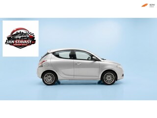 Lancia Ypsilon 0.9 TwinAir Elefantino Plus