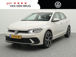 Volkswagen Polo 1.0 TSI Life 95 PK | LED | Navigatie Via Smartphone | Trekhaak | 18 Inch |