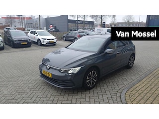 Volkswagen Golf 1.5 TSI Style | 131 PK Apple Carplay / Android Auto | Adaptief Cruise Control | Start & Stop | Stoelverwarming / Stuurverwarming | Climate Control | Navigatie