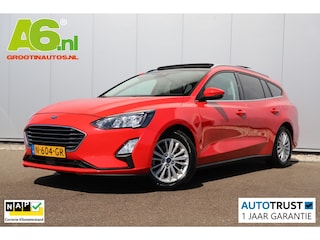 Ford Focus Wagon 1.0 EcoBoost Hybrid Titanium X Business Panoramadak Trekhaak Navigatie Achteruitrijcamera Stuur & Stoelverwarming